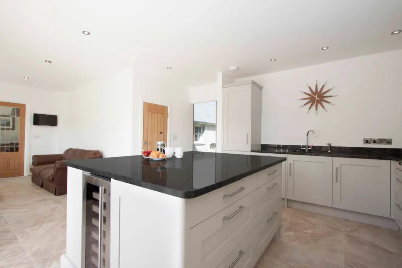 Saunton Painted Oak — Oak