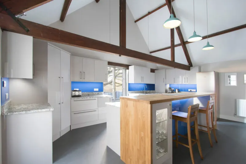 Aspen High Gloss — Photo Library
